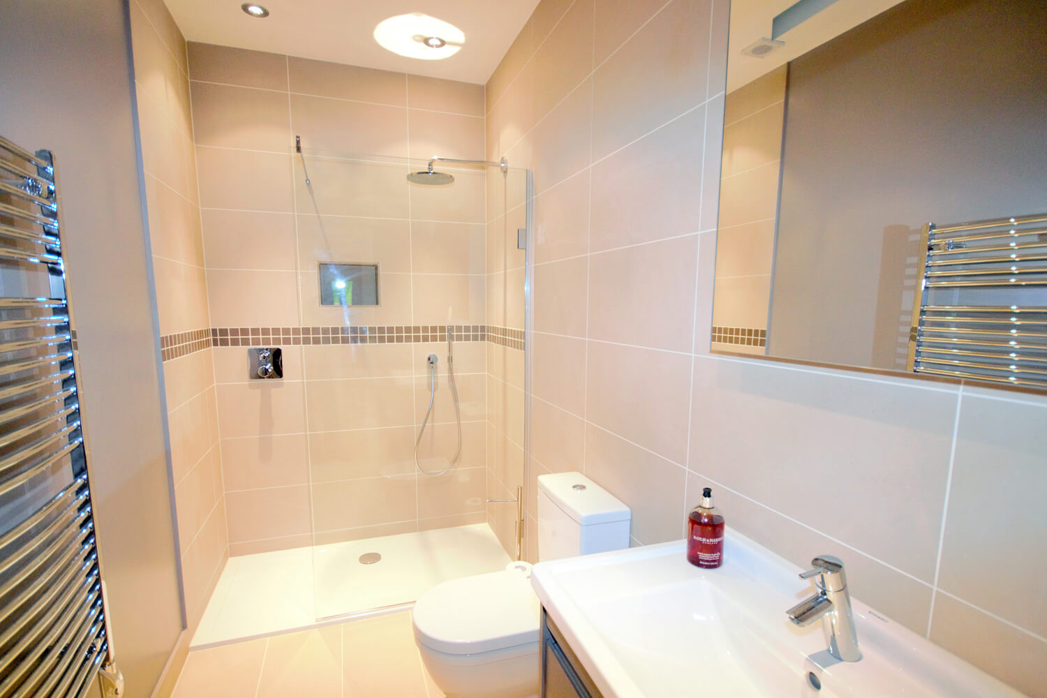 Cellar Bathroom Suite